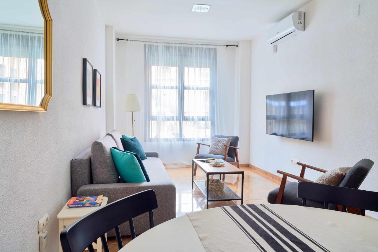 Ferienwohnung Under The Olive Trees In Historic Center Of Málaga Exterior foto