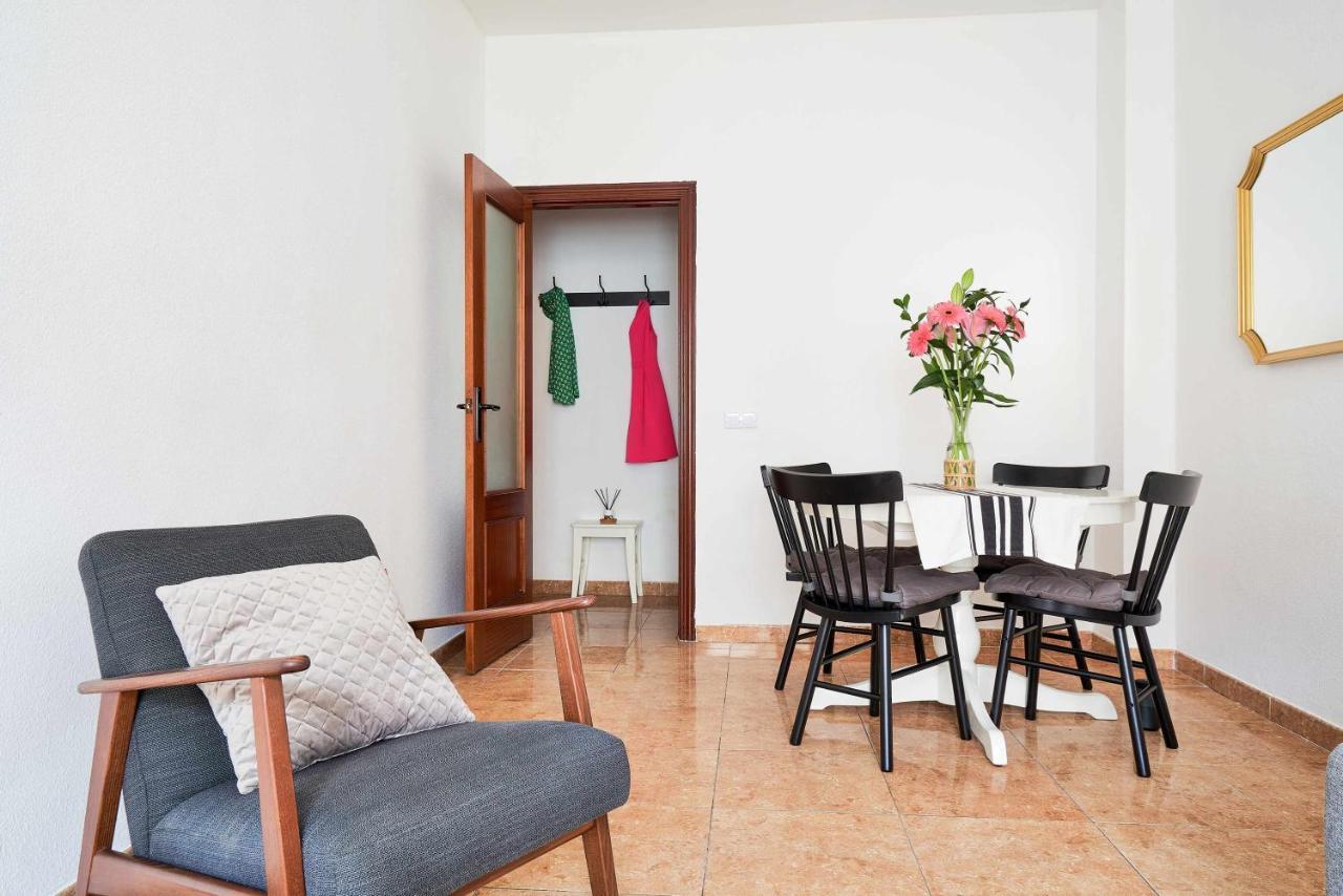 Ferienwohnung Under The Olive Trees In Historic Center Of Málaga Exterior foto