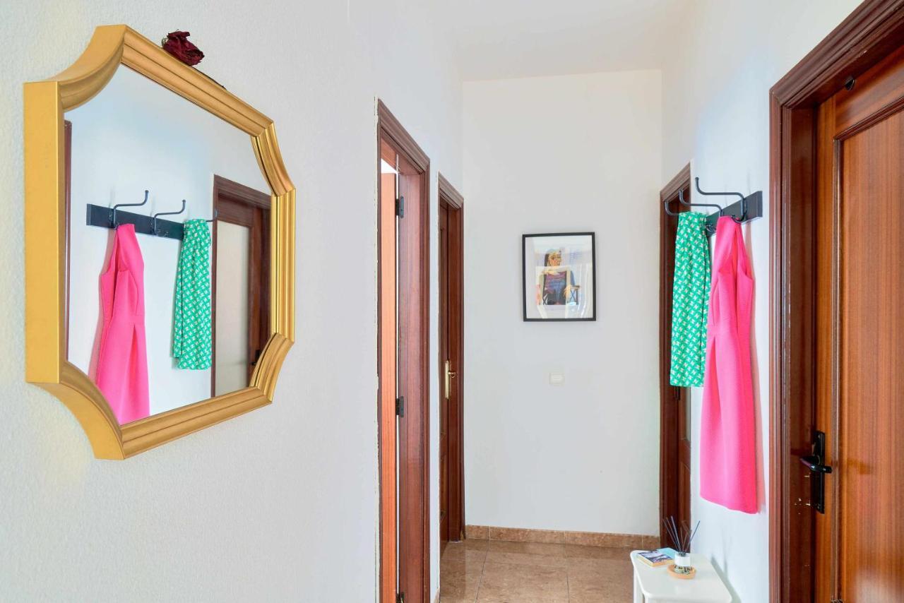 Ferienwohnung Under The Olive Trees In Historic Center Of Málaga Exterior foto