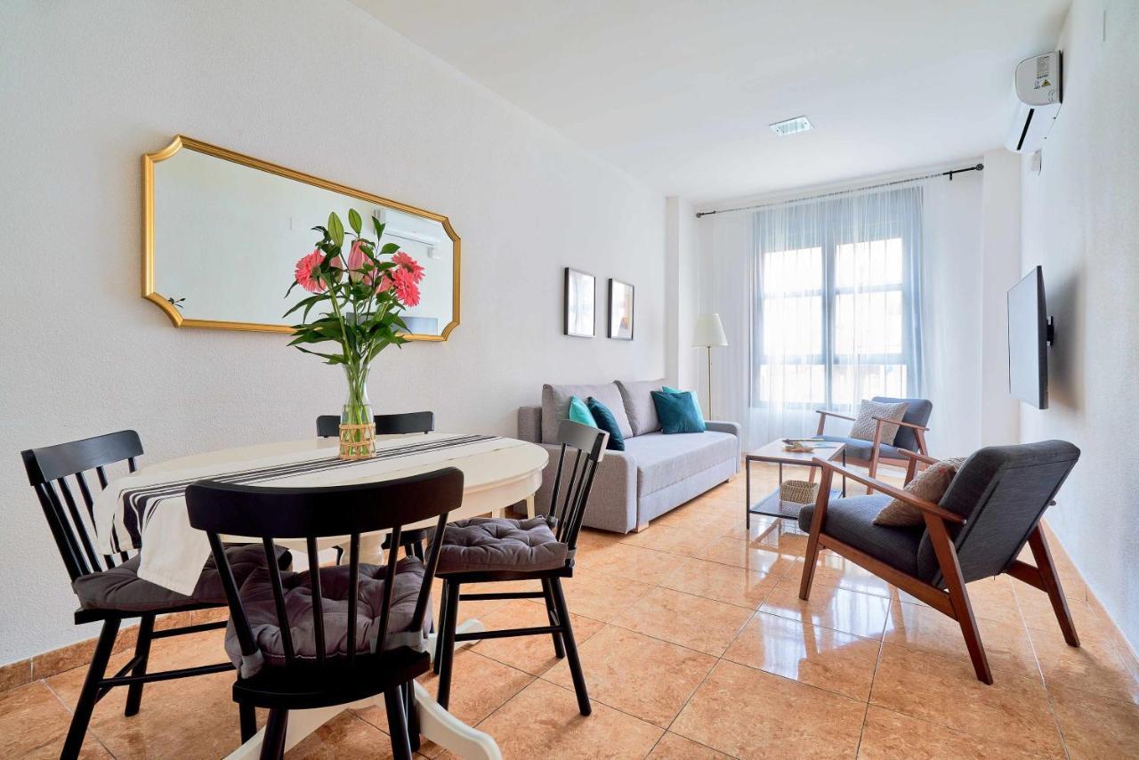 Ferienwohnung Under The Olive Trees In Historic Center Of Málaga Exterior foto