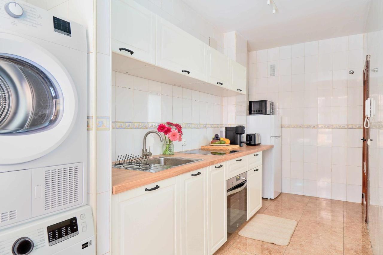 Ferienwohnung Under The Olive Trees In Historic Center Of Málaga Exterior foto