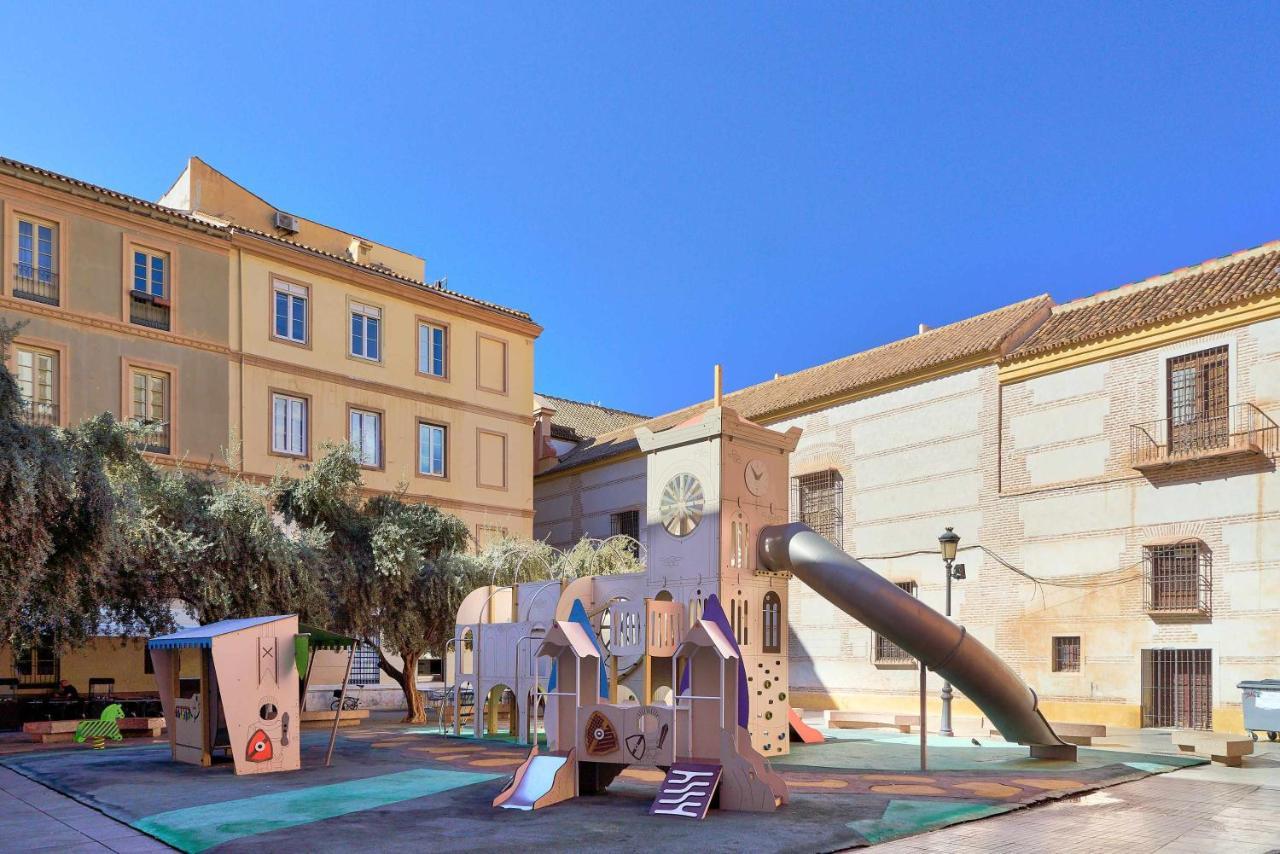 Ferienwohnung Under The Olive Trees In Historic Center Of Málaga Exterior foto
